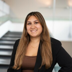 Vanessa Rommersbach, Service voor gasten en reserveringen &copy; Koblenz-Touristik GmbH, D&eacute;sir&eacute;e von Canal