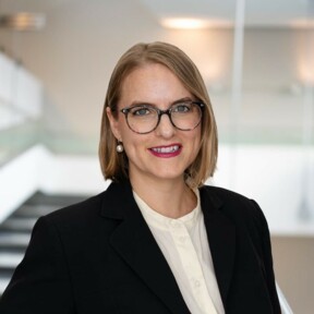 Isabelle Steffens, Allgemeine Verwaltung &copy; 
