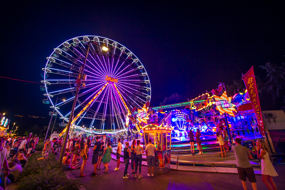 Rummelplatz beim Koblenzer Sommerfest © Artur Lik