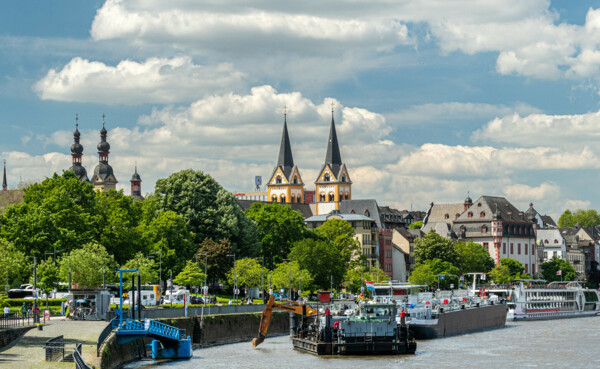 Hafen für Hotelschiffe am Moselufer in Koblenz ©Koblenz-Touristik GmbH, Dominik Ketz