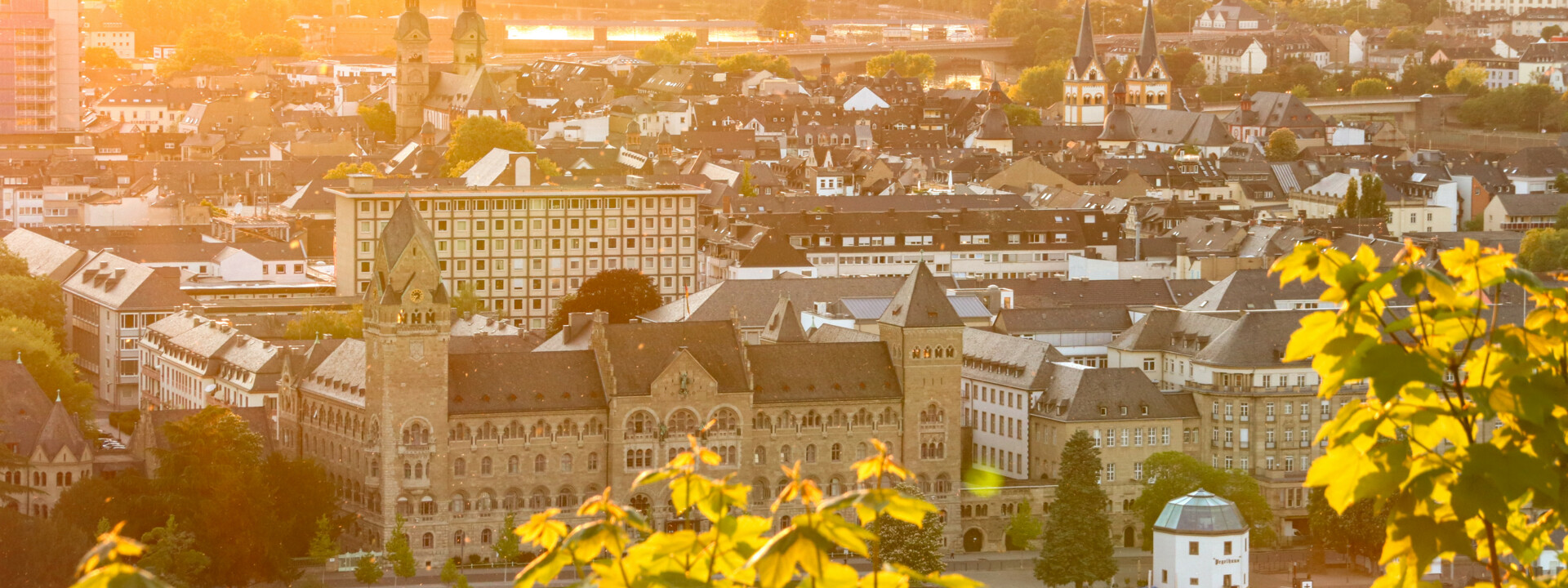 Koblenzer Altstadt im Abendlicht © Koblenz-Touristik GmbH, Johannes Bruchhof 
